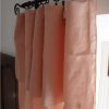Laurence-Carroy-anneaux-pince-rideaux-lin-lave-2