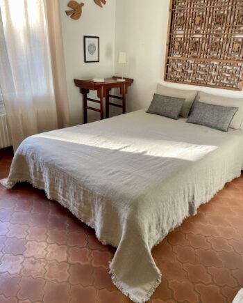 laurence-carroy-jeté-de-lit-lin-naturel