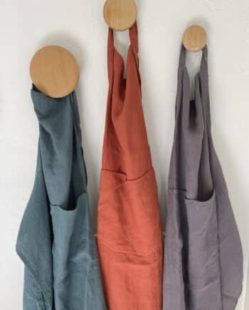 laurence-carroy-tablier-en-lin-lavé