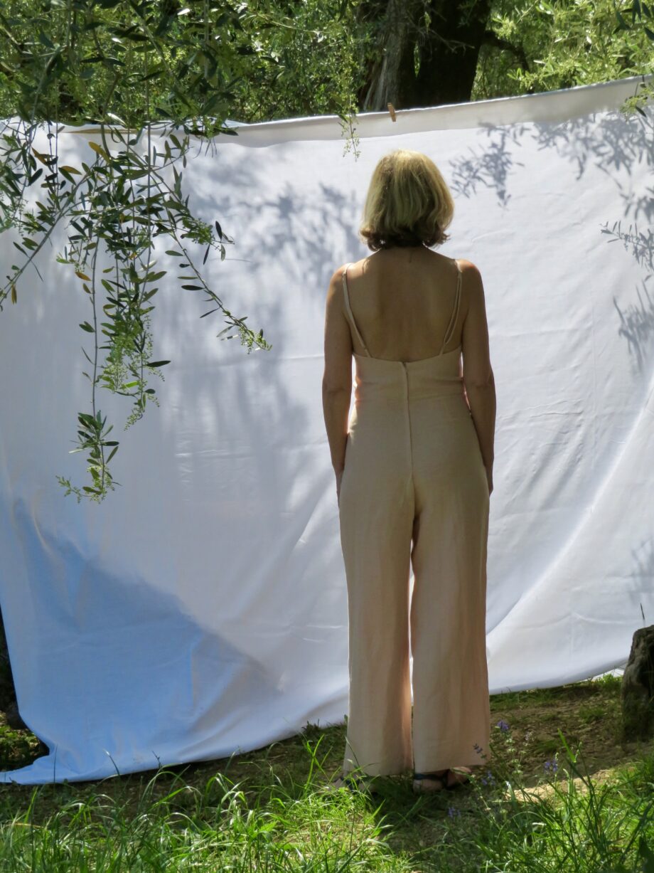 Laurence-Carroy-combinaison-pantalon-en-lin-rose-poudré
