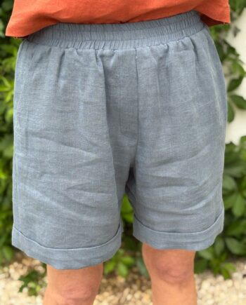 Laurence-Carroy-short-en-lin-bleu-nuit